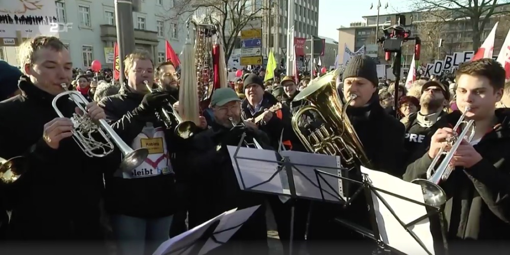 Glockenspiel mit Bläser-Ensemble im ZDF am 21. Januar 2017
