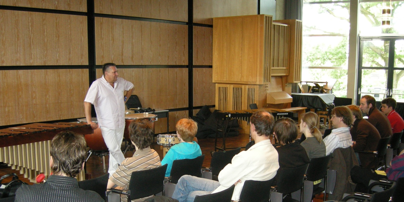 Universität Vechta Musiksaal · Meisterkurs mit Peter Sadlo beim Percussion-Festival 2009